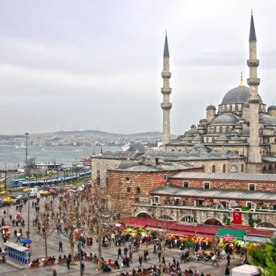 eminonu square istanbul
