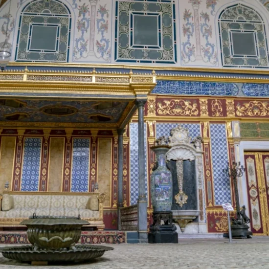 Topkapi palace enterance